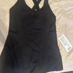 Lululemok Black Kanto catch me tank 6 new with tags